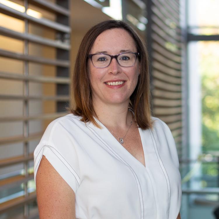 Dr.  Laura Van Staalduinen